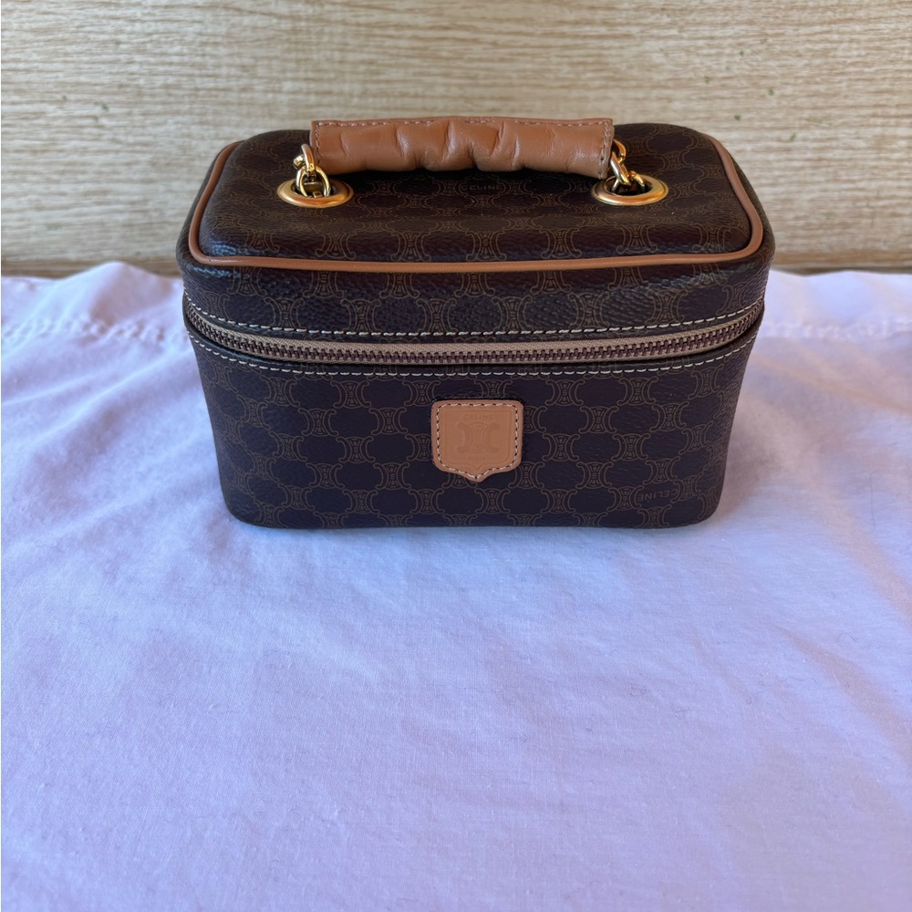 Céline
1990s mini Macadam logo patch handbag - Picture 2 of 13